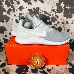 Nike WMNS FreeTR 8